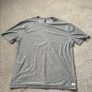 Men's Vuori Gray T-Shirt- NWOT